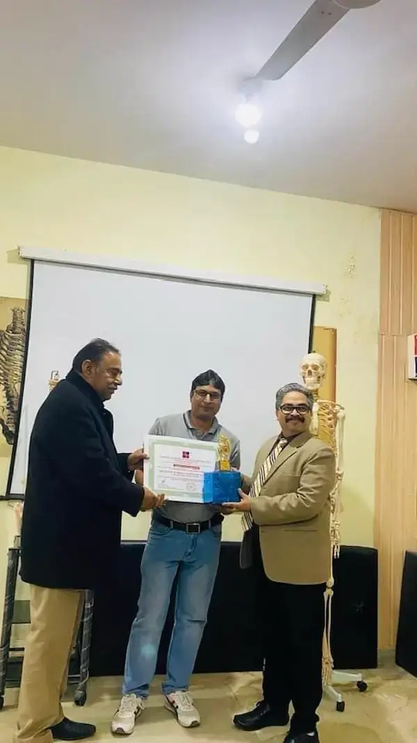 Best Chiropractic Practice Award presented to Shamli Physiotherapy Osteo Chiro Clinic