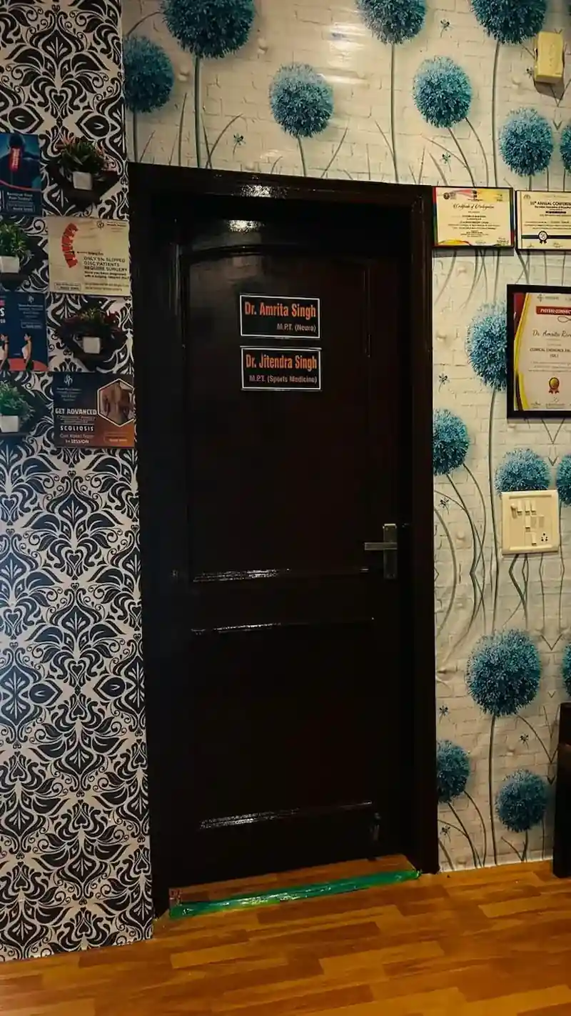 Shamli Physiotherapy Clinic interior view